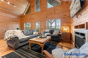 Nature Retreat Near Buffalo River with Hot Tub - Image 4