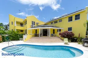 Vida Mejor - West Pool - Image 1