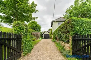 Cedra Cottage - Vintage Country Hideaway - Image 3