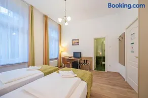 Baross Hotel by Mellow Mood Hotels - Image 2