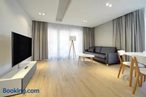 Przytulne i Nowoczesne Apartamenty Sun Seasons 24 w Dziwnowie z Parkingiem by Noclegi Renters - Image 1