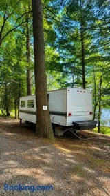 Lakefront RV Cottage in Parry Sound #1 - Image 1