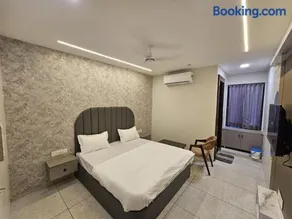 Hotel Shiv Inn - Image 2