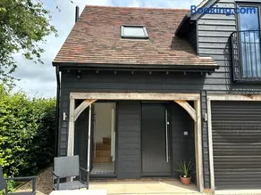 Cannister Hall Apartment, Selling, Faversham, Kent - Image 3