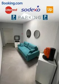 Rooms - Image 1