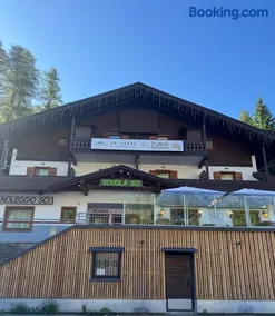 Ski Lodge Pampeago - Image 2