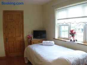 Derghaven B&B, Hostel & Self Catering - Image 4