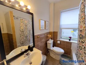 Byward Market Downtown Guesthouse - Image 2