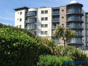 2Bed with Pool & Sea View Apartment - Image 2