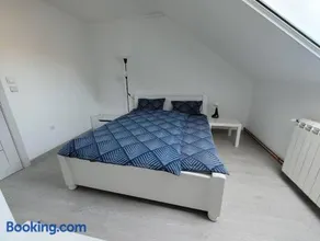 Miki Private Room - Image 1