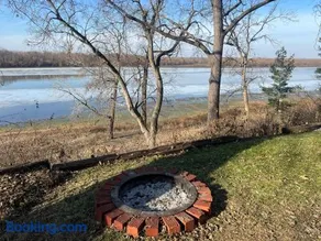Sunset Cottage - Image 1