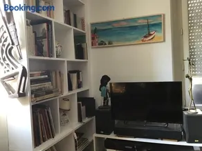 Joli deux pièces bien decores - Image 3