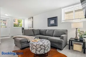 The Weekender Cozy Bridgeland Retreat Sleeps 2 - Image 2