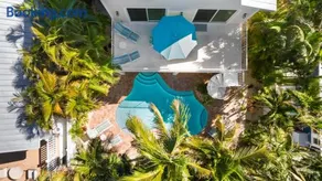 Island Time on Cedar - 3 Houses to Beach! Dog Friendly! Games Galore! Heated Pool by Anna Maria Life - Image 2