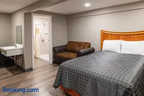 Starlite Motel - Image 2