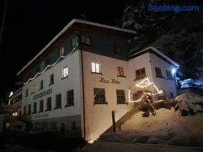 Haus Hotz - Image 1