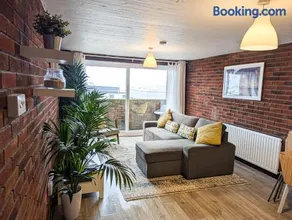 South Fistral View Apartment - Image 1