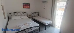 CAMARES HOUSE - Image 5