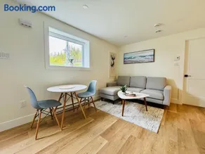 Your Cozy NL Haven - Image 1