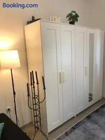 Studio Stipe- with free parking, self check-in - Image 3
