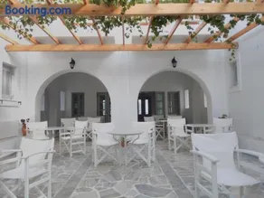 Roussos Beach Hotel - Image 4