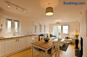 Swarthmoor Hall - Image 2