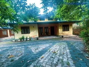 Tea Estate Villa - Image 1