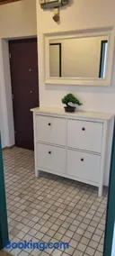 Vienna Apartment in Fischamend 2 Bedrooms - 3 Beds, Airport nearby - Image 3