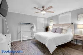 Waterfront Vacation Home near Camp Lejeune - Image 1