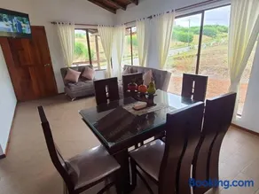 Quinta Vacacional Puerto Quito - Urb Privada El Jardín - Image 3