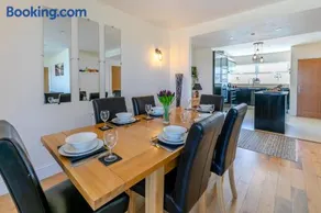 3 Bed in Newquay oc-o32259 - Image 4