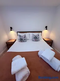 Salcombe Hideaway - Image 5