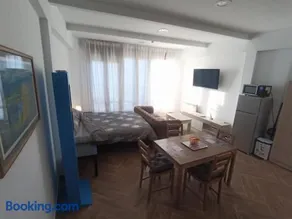 Mini Loft - Image 1