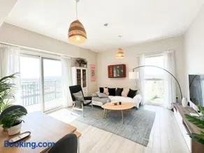 3BR Modern Getaway in Yas Island with Gym&Pool 609WE - Image 1