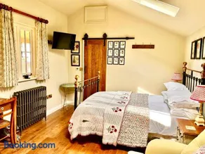 Garden Lodge - Image 3