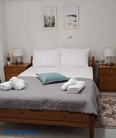Sofia's Guest House - Image 2