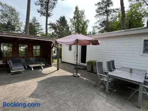 Chalet Bosrand 42 Park Veluwshof 6 p - Image 2