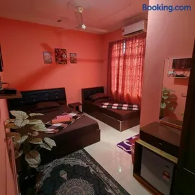 Quddus Inn villa - Image 1