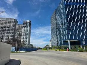 One LakeShore Condominium Studio Unit - Image 3