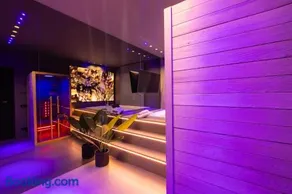 Platinum Suite&Spa - Image 1