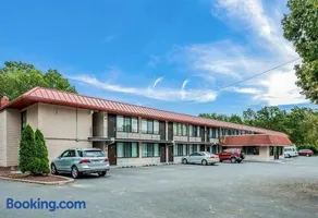 Red Carpet Inn & Suites NJ-73 - Image 5