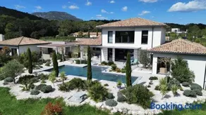 Villa Loupaia - Luxury - Pool - Gym - Sauna - Image 1