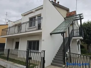 Casa Luminosa in affitto breve a Lugo, zona tranquilla, parcheggio comodo - Image 4