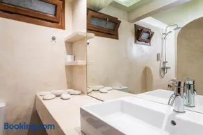 Agrilionas Hotel - Image 4