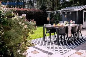 StayatSas Julia, Stijlvol Natuurhuisje met Grote Omheinde Tuin - Image 3
