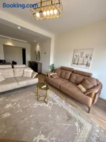 charming cozy retreat in the address compound - Image 3