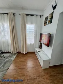 1bed with a swimming pool - Image 2