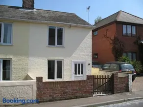 Cosy Cottage to Relax or Explore - Image 1