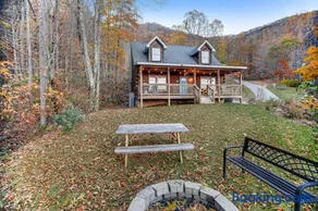 Twin Bear Cabin - Image 1