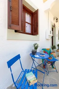 Bluebell House Halki - Image 1
